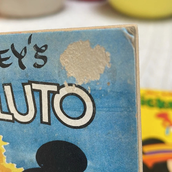 VTG Disney kids books. Two in lot. Poor Pluto ‘46 & Mickey Mouse’s Circus ‘71 - Picture 10 of 14